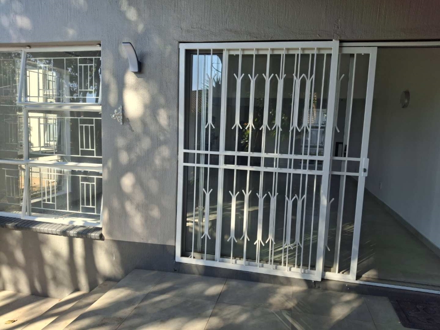 2 Bedroom Property for Sale in Sandown Gauteng