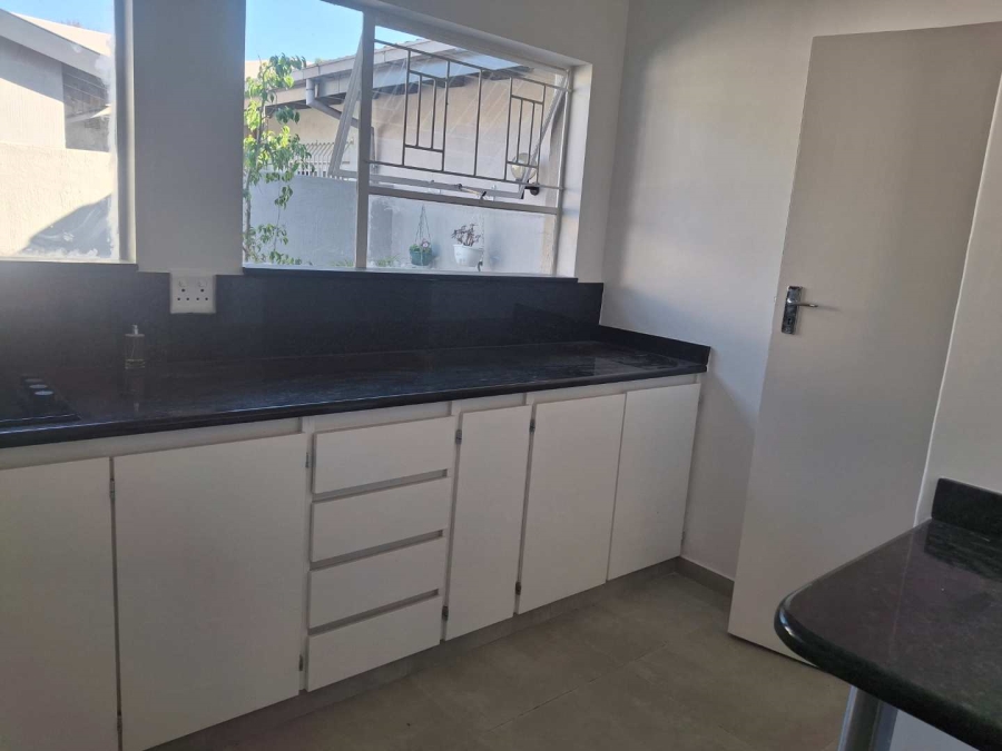 2 Bedroom Property for Sale in Sandown Gauteng