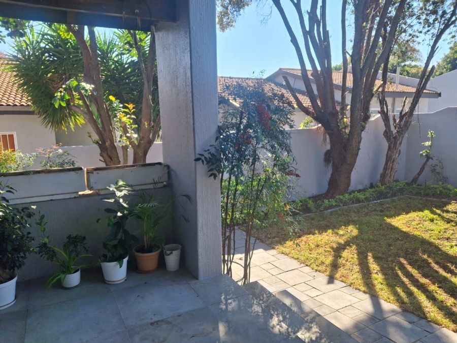 2 Bedroom Property for Sale in Sandown Gauteng