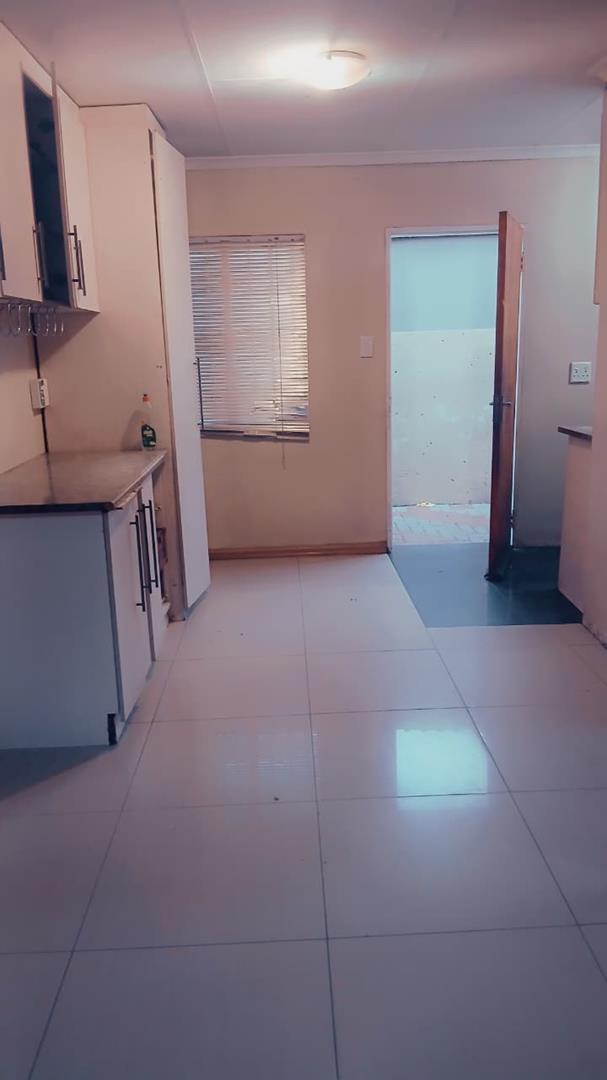 3 Bedroom Property for Sale in Windmill Park Gauteng