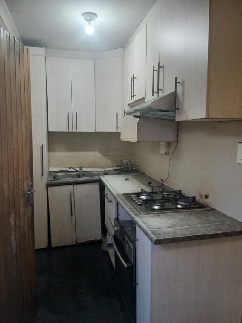 3 Bedroom Property for Sale in Windmill Park Gauteng