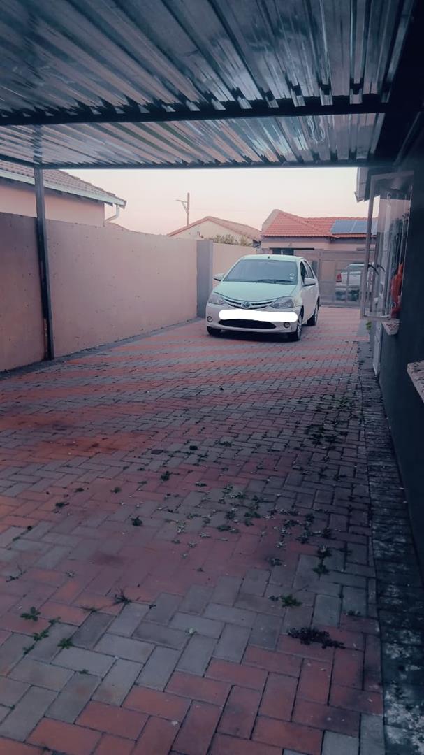 3 Bedroom Property for Sale in Windmill Park Gauteng