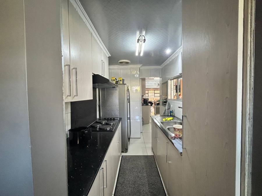 3 Bedroom Property for Sale in Duncanville Gauteng