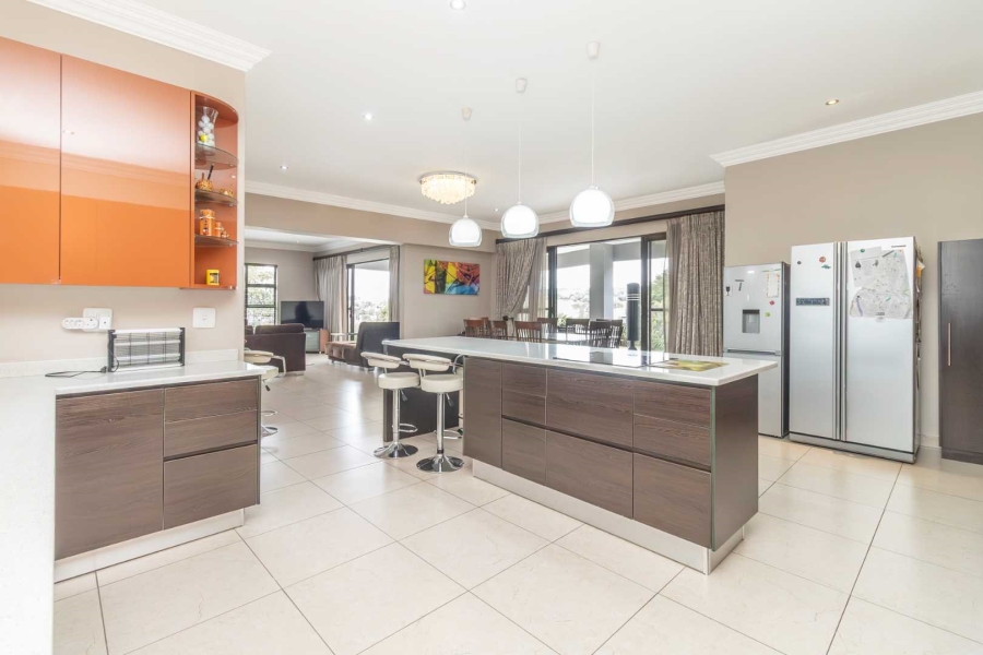 6 Bedroom Property for Sale in Blue Valley Golf Estate Gauteng