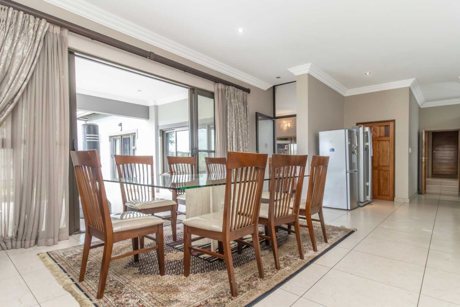 6 Bedroom Property for Sale in Blue Valley Golf Estate Gauteng