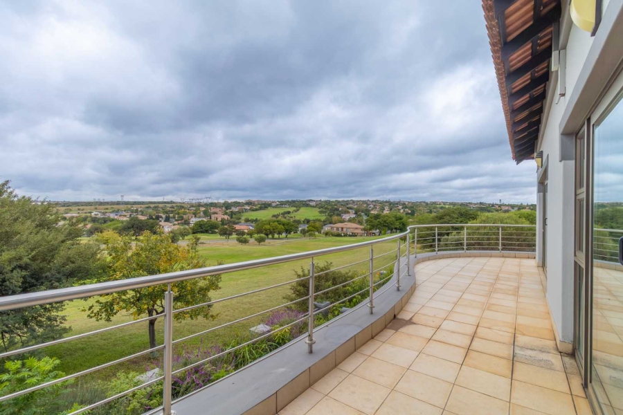 6 Bedroom Property for Sale in Blue Valley Golf Estate Gauteng