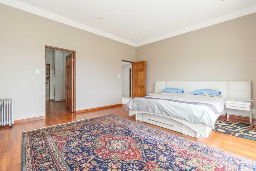 6 Bedroom Property for Sale in Blue Valley Golf Estate Gauteng