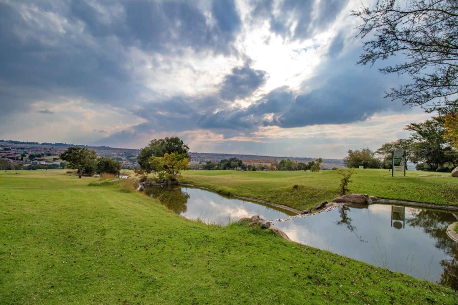 6 Bedroom Property for Sale in Blue Valley Golf Estate Gauteng
