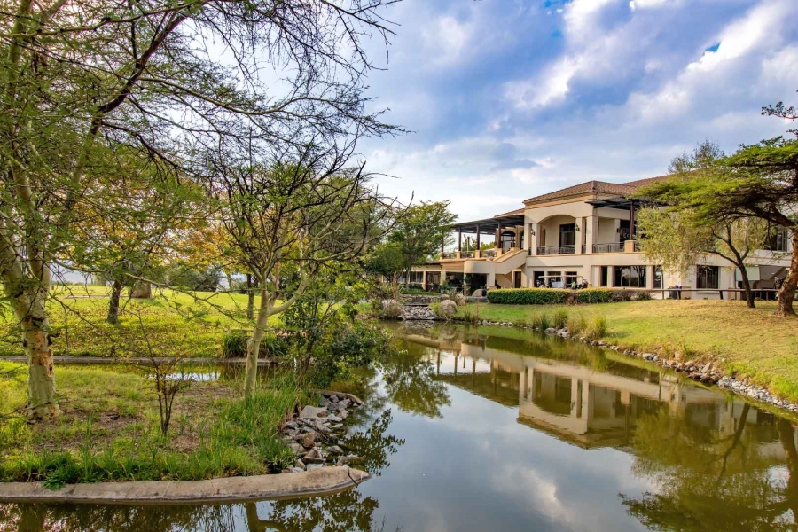 6 Bedroom Property for Sale in Blue Valley Golf Estate Gauteng