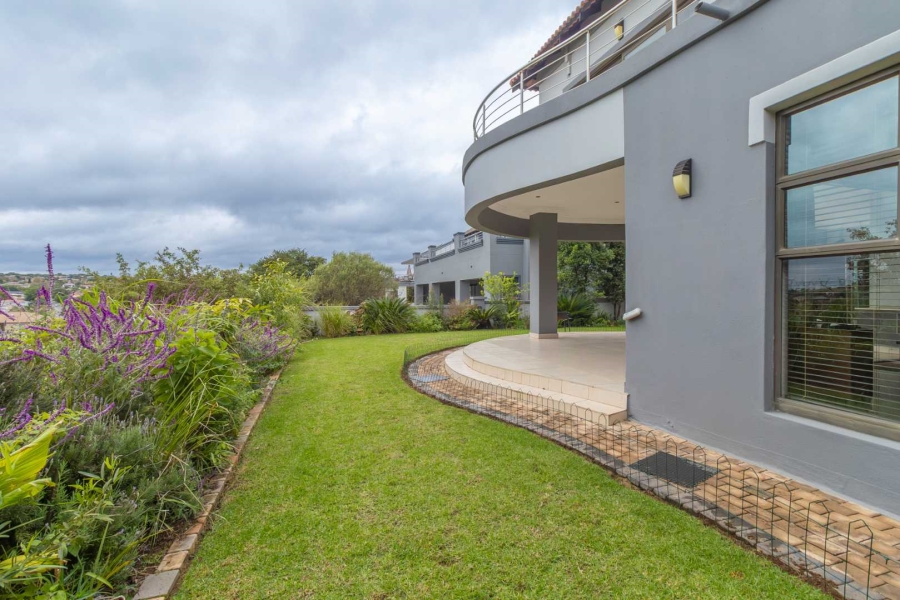 6 Bedroom Property for Sale in Blue Valley Golf Estate Gauteng