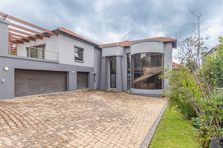 6 Bedroom Property for Sale in Blue Valley Golf Estate Gauteng