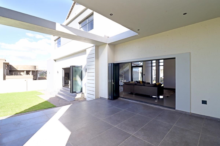 4 Bedroom Property for Sale in Blue Valley Golf Estate Gauteng