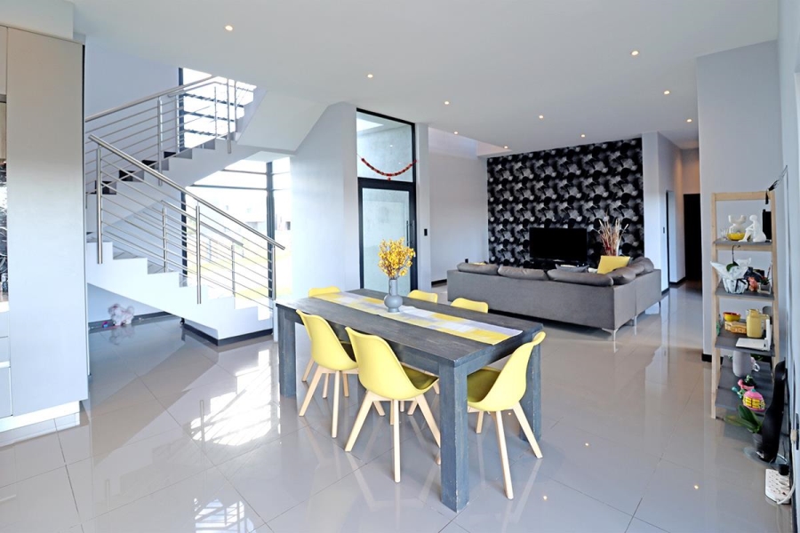 4 Bedroom Property for Sale in Blue Valley Golf Estate Gauteng