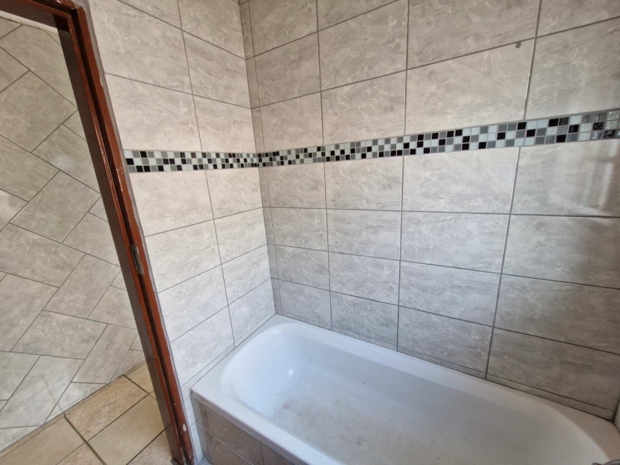 To Let 3 Bedroom Property for Rent in Nellmapius Gauteng