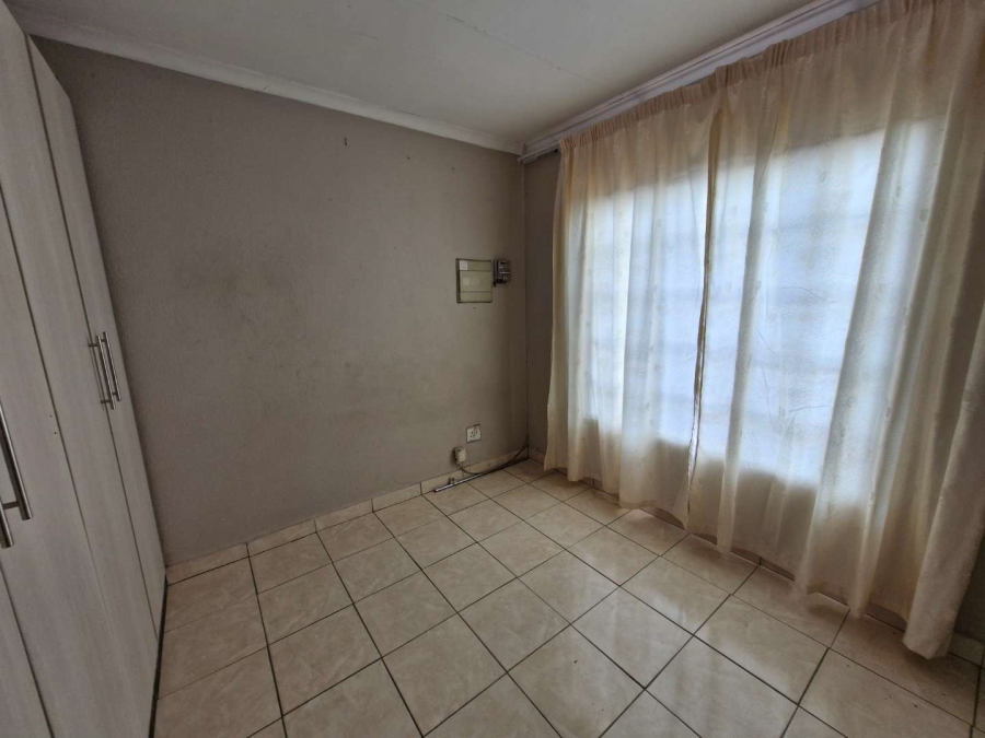 To Let 3 Bedroom Property for Rent in Nellmapius Gauteng