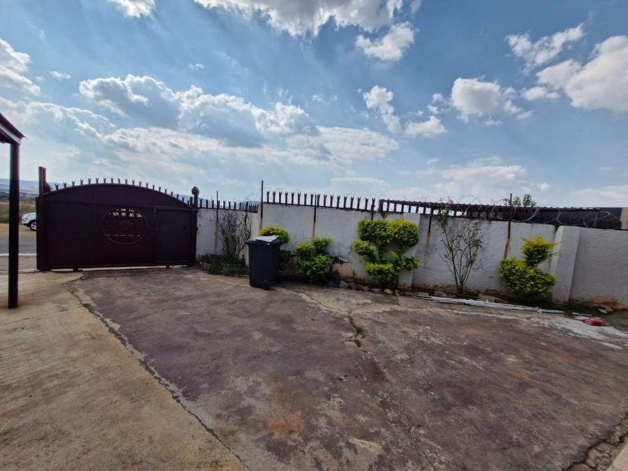 To Let 3 Bedroom Property for Rent in Nellmapius Gauteng