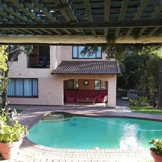 8 Bedroom Property for Sale in Ferndale Gauteng