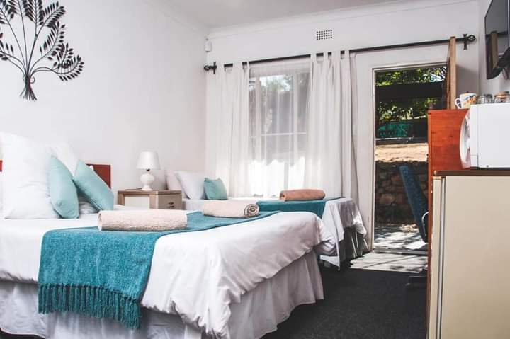 8 Bedroom Property for Sale in Ferndale Gauteng