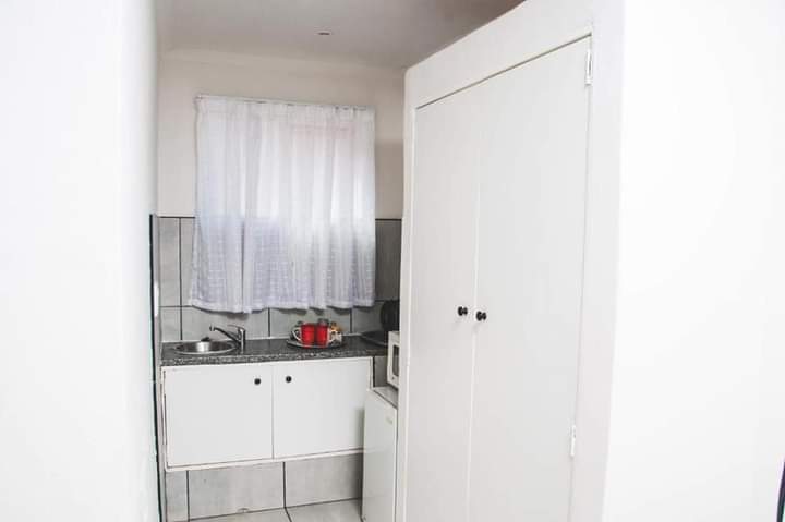 8 Bedroom Property for Sale in Ferndale Gauteng