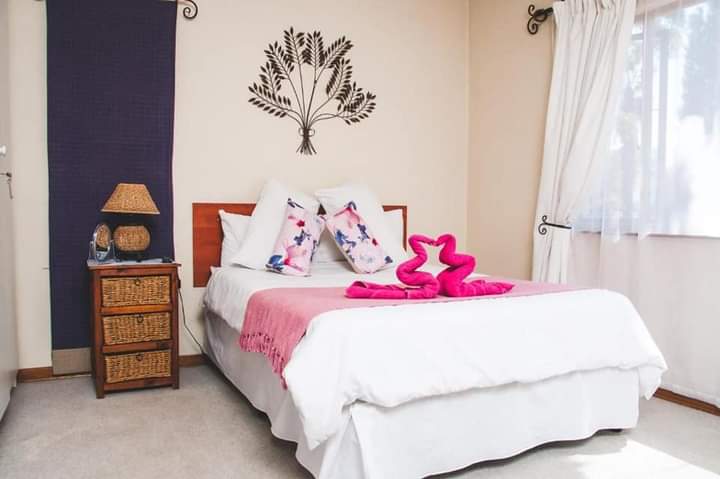 8 Bedroom Property for Sale in Ferndale Gauteng