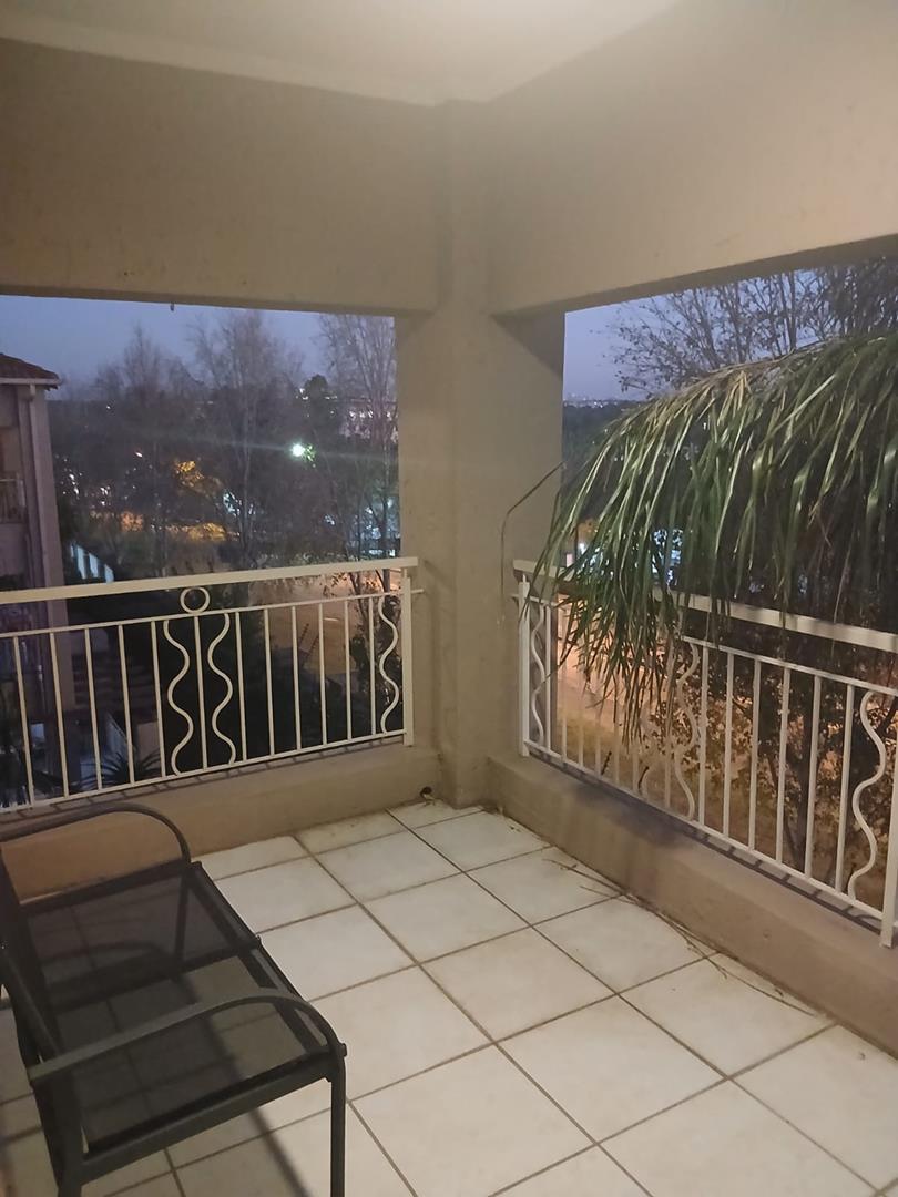 2 Bedroom Property for Sale in Sunninghill Gauteng