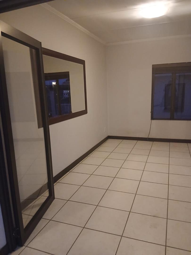 2 Bedroom Property for Sale in Sunninghill Gauteng