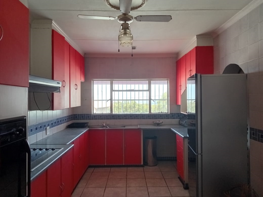 6 Bedroom Property for Sale in Alberton Gauteng