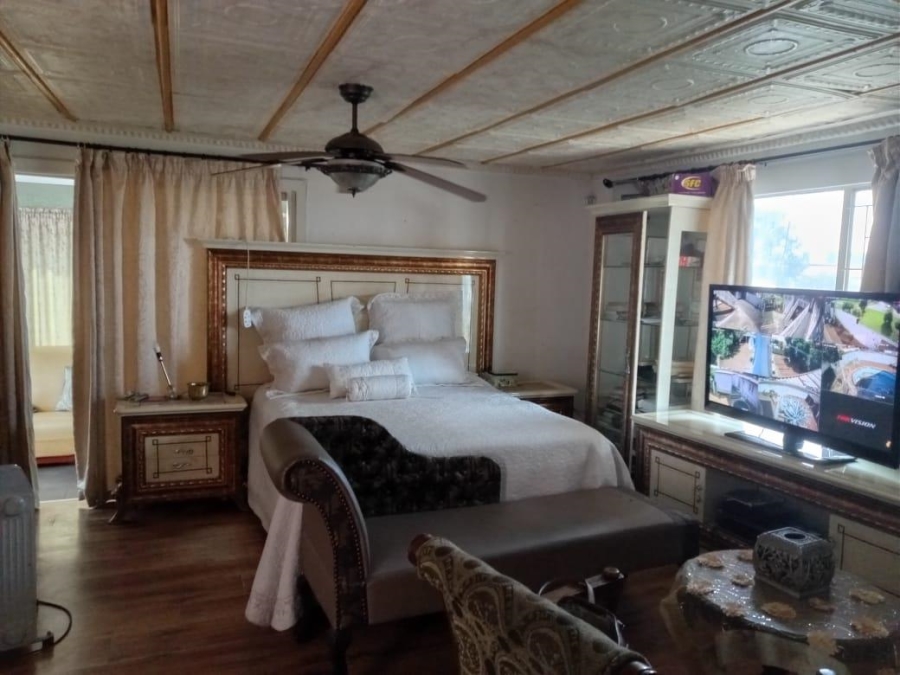 6 Bedroom Property for Sale in Alberton Gauteng