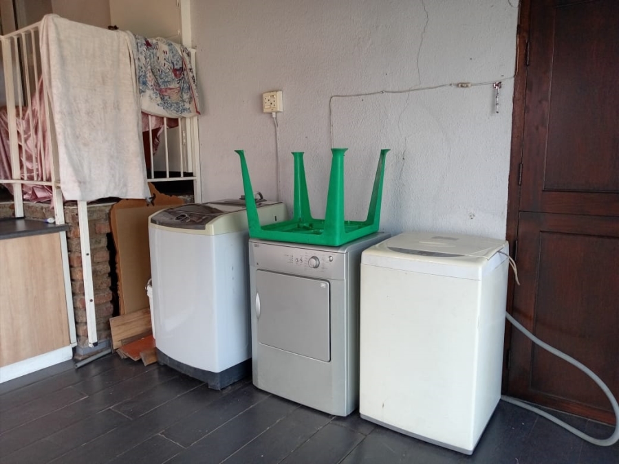 6 Bedroom Property for Sale in Alberton Gauteng