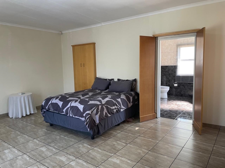 4 Bedroom Property for Sale in Bloubosrand Gauteng