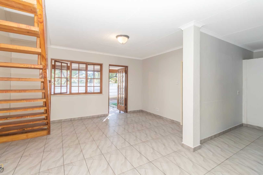 To Let 2 Bedroom Property for Rent in Weltevreden Park Gauteng