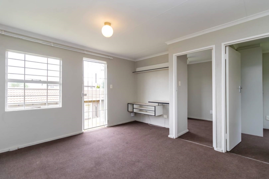 To Let 3 Bedroom Property for Rent in Weltevreden Park Gauteng