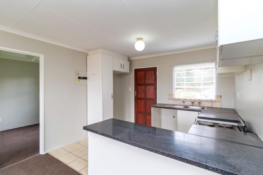 To Let 3 Bedroom Property for Rent in Weltevreden Park Gauteng