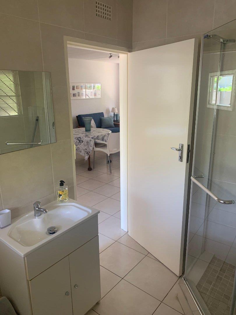 To Let 3 Bedroom Property for Rent in Sandhurst Gauteng