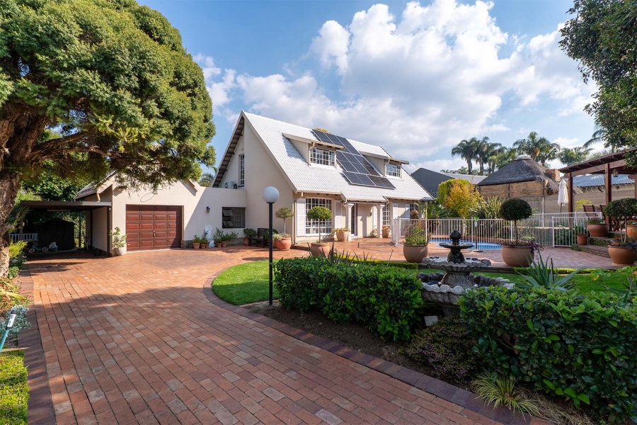 4 Bedroom Property for Sale in Van Riebeeck Park Gauteng