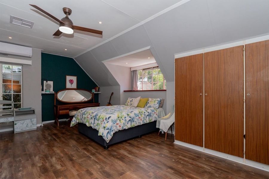 4 Bedroom Property for Sale in Van Riebeeck Park Gauteng