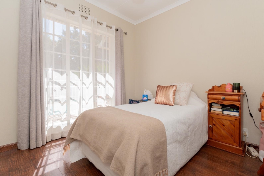 4 Bedroom Property for Sale in Van Riebeeck Park Gauteng