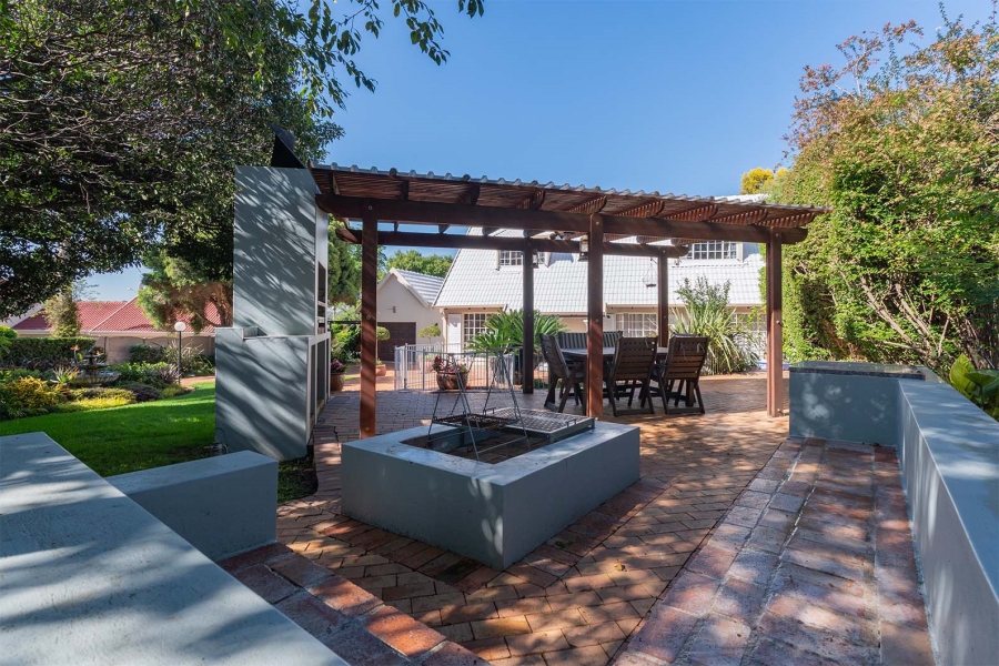 4 Bedroom Property for Sale in Van Riebeeck Park Gauteng