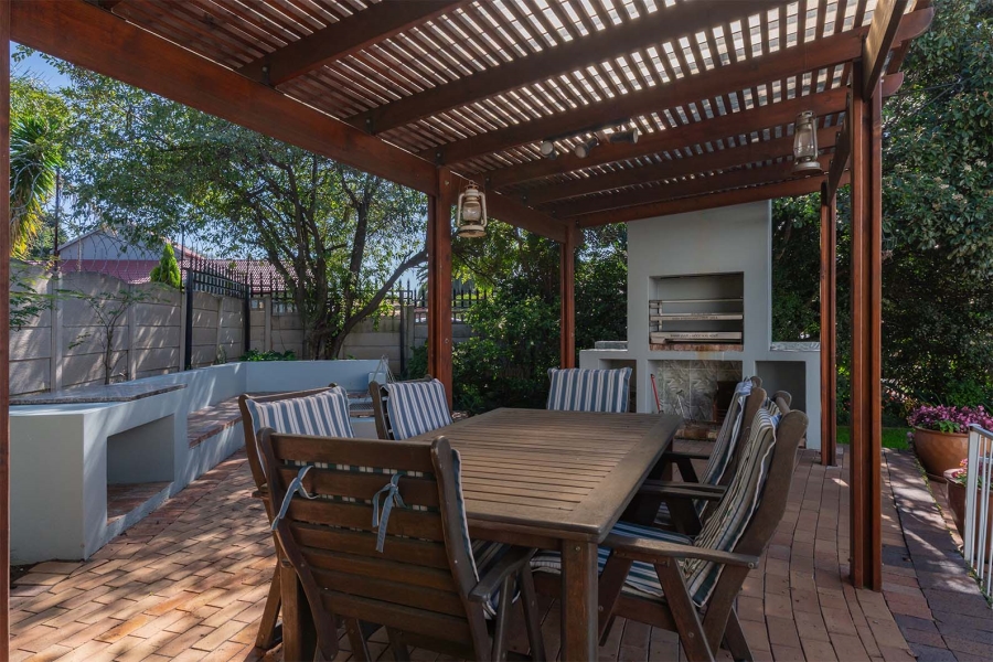 4 Bedroom Property for Sale in Van Riebeeck Park Gauteng