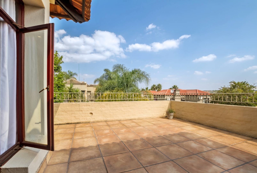 To Let 4 Bedroom Property for Rent in Dainfern Golf Estate Gauteng