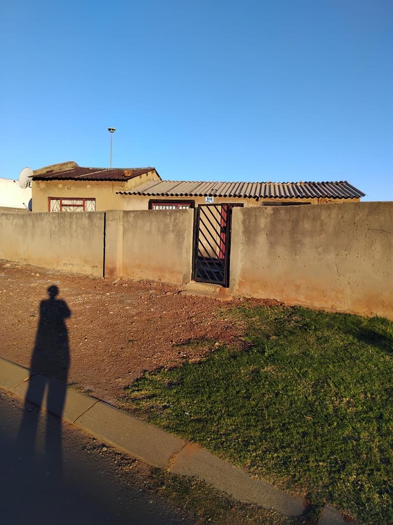 2 Bedroom Property for Sale in Vosloorus Gauteng