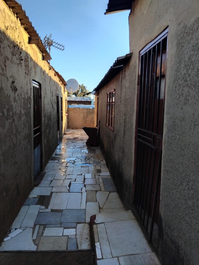 2 Bedroom Property for Sale in Vosloorus Gauteng