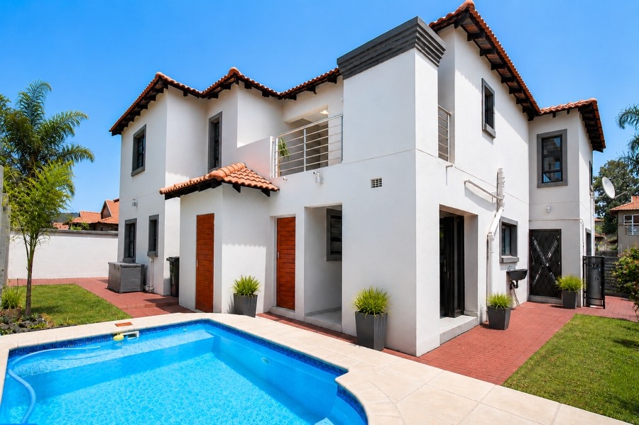 To Let 4 Bedroom Property for Rent in Strubensvallei Gauteng