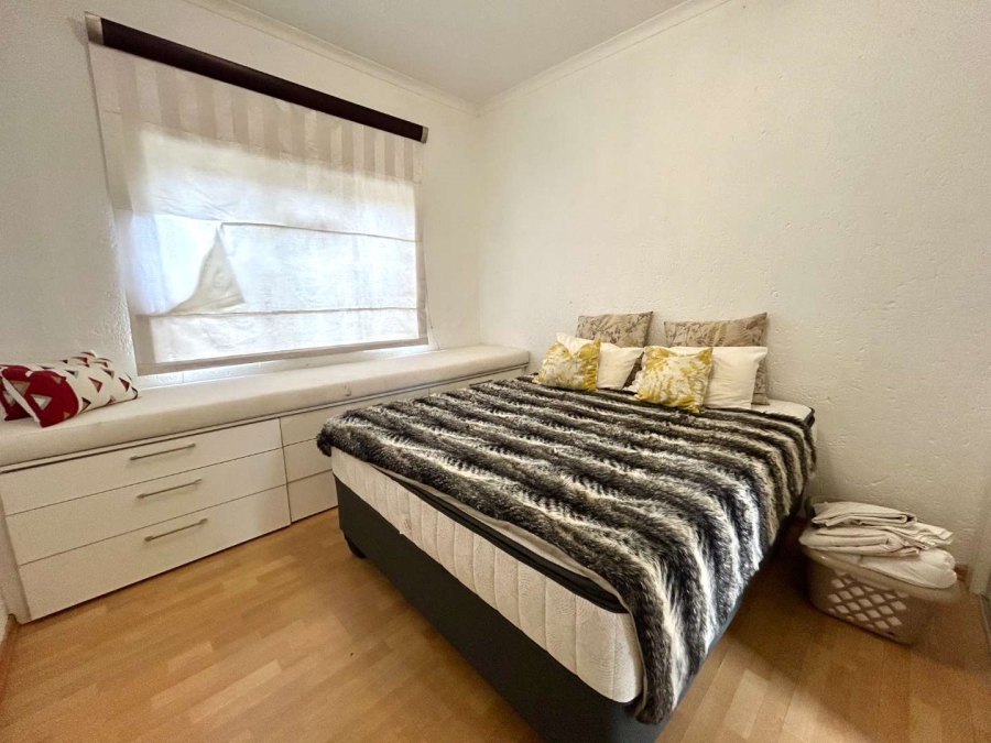 1 Bedroom Property for Sale in Paulshof Gauteng