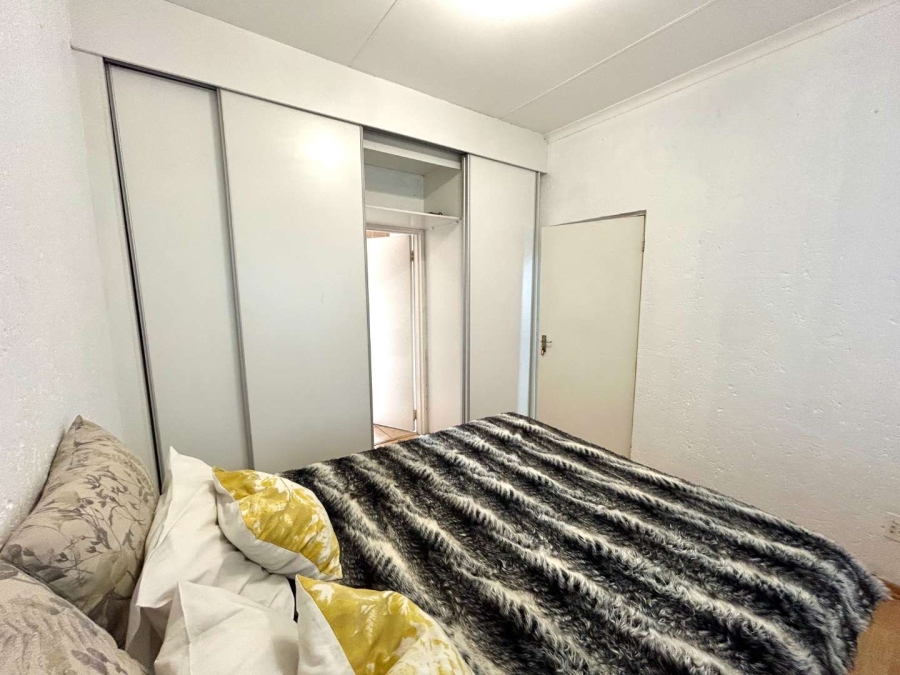 1 Bedroom Property for Sale in Paulshof Gauteng