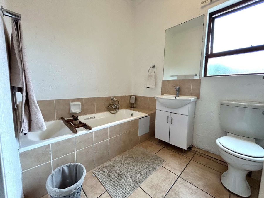 1 Bedroom Property for Sale in Paulshof Gauteng