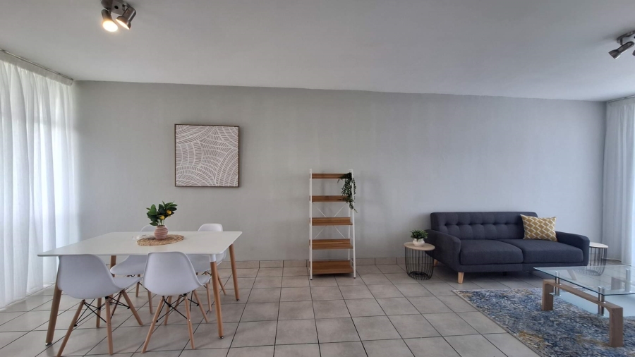 To Let 2 Bedroom Property for Rent in Constantia Kloof Gauteng