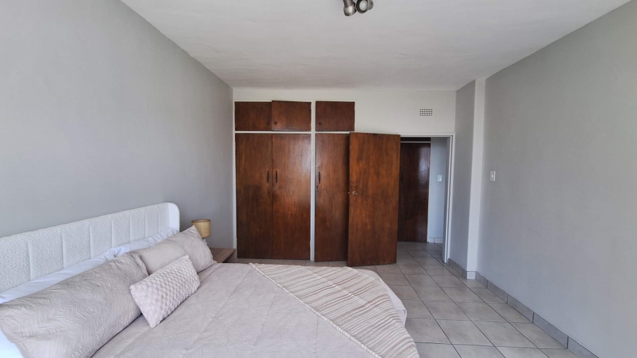 To Let 2 Bedroom Property for Rent in Constantia Kloof Gauteng
