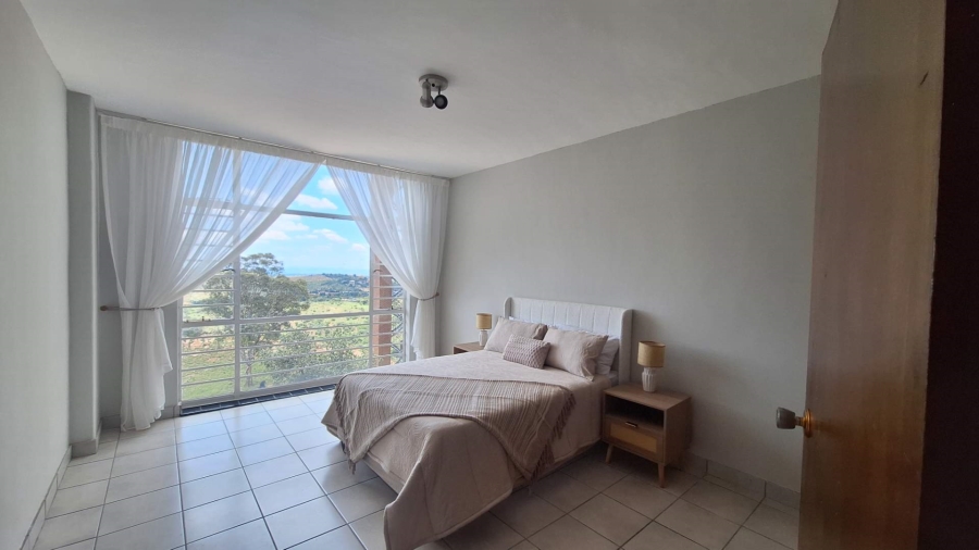 To Let 2 Bedroom Property for Rent in Constantia Kloof Gauteng