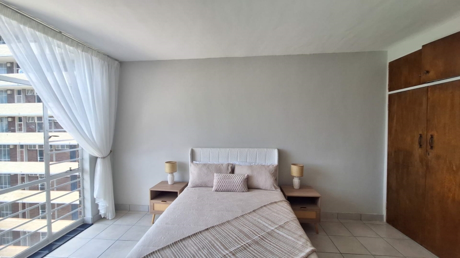 To Let 2 Bedroom Property for Rent in Constantia Kloof Gauteng